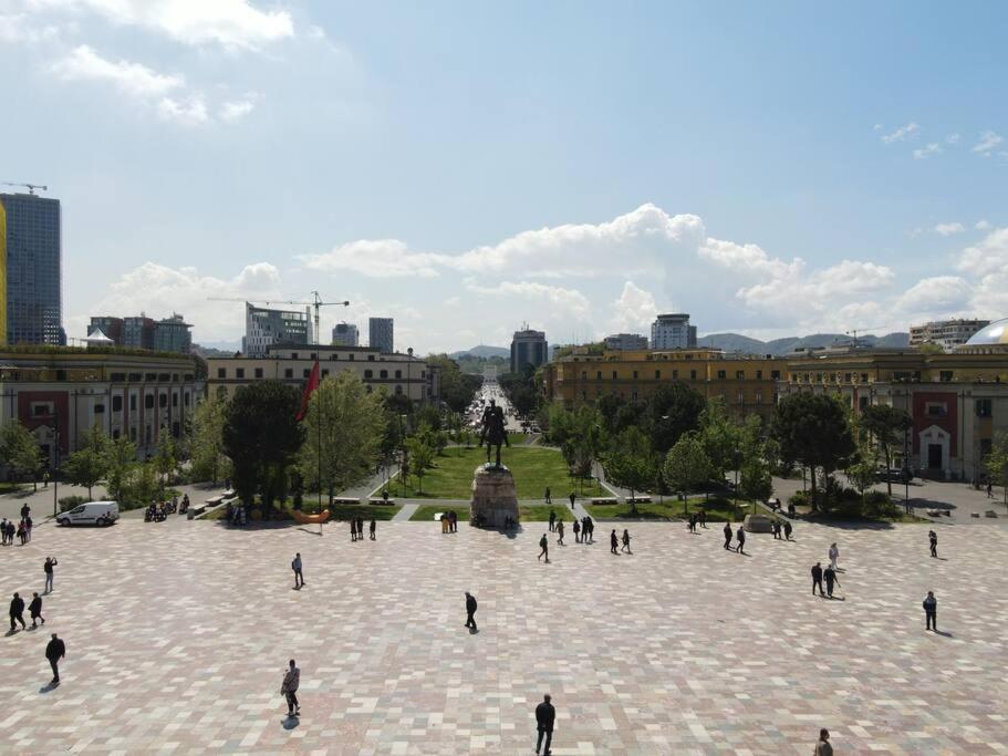 Central Apartment Tirana Exterior photo